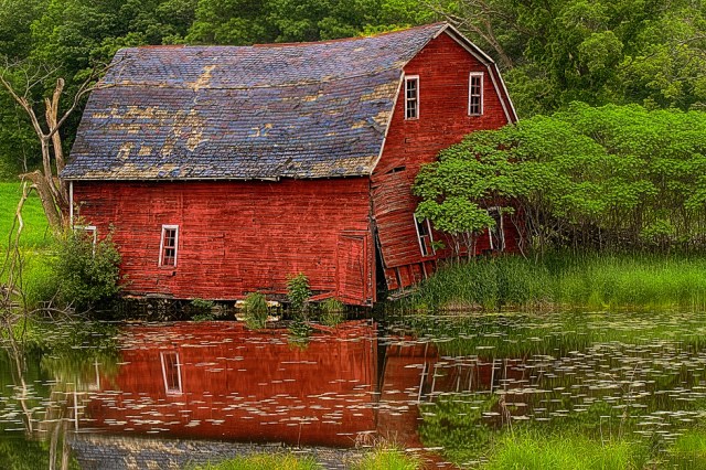 Broken but Beautiful - Farming Barn @  Zimmerman, MN