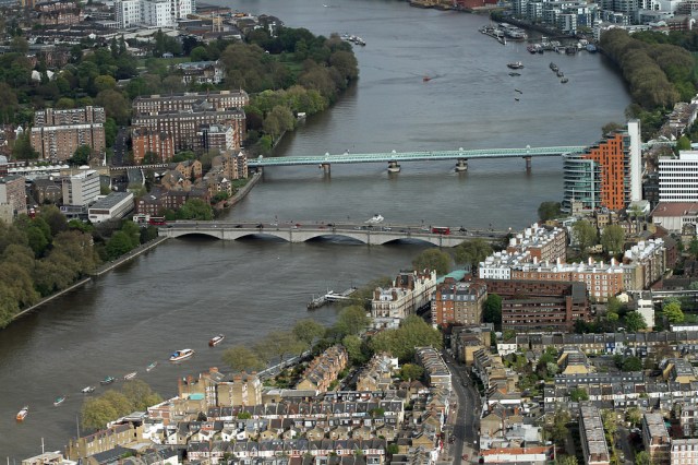 C6E9415F-84EE-4CCD-BCC1-B8844A7D1983